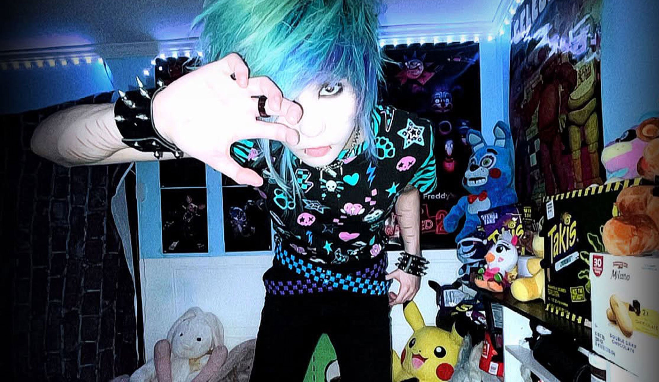SCENE QUEEN – Sheppy Love