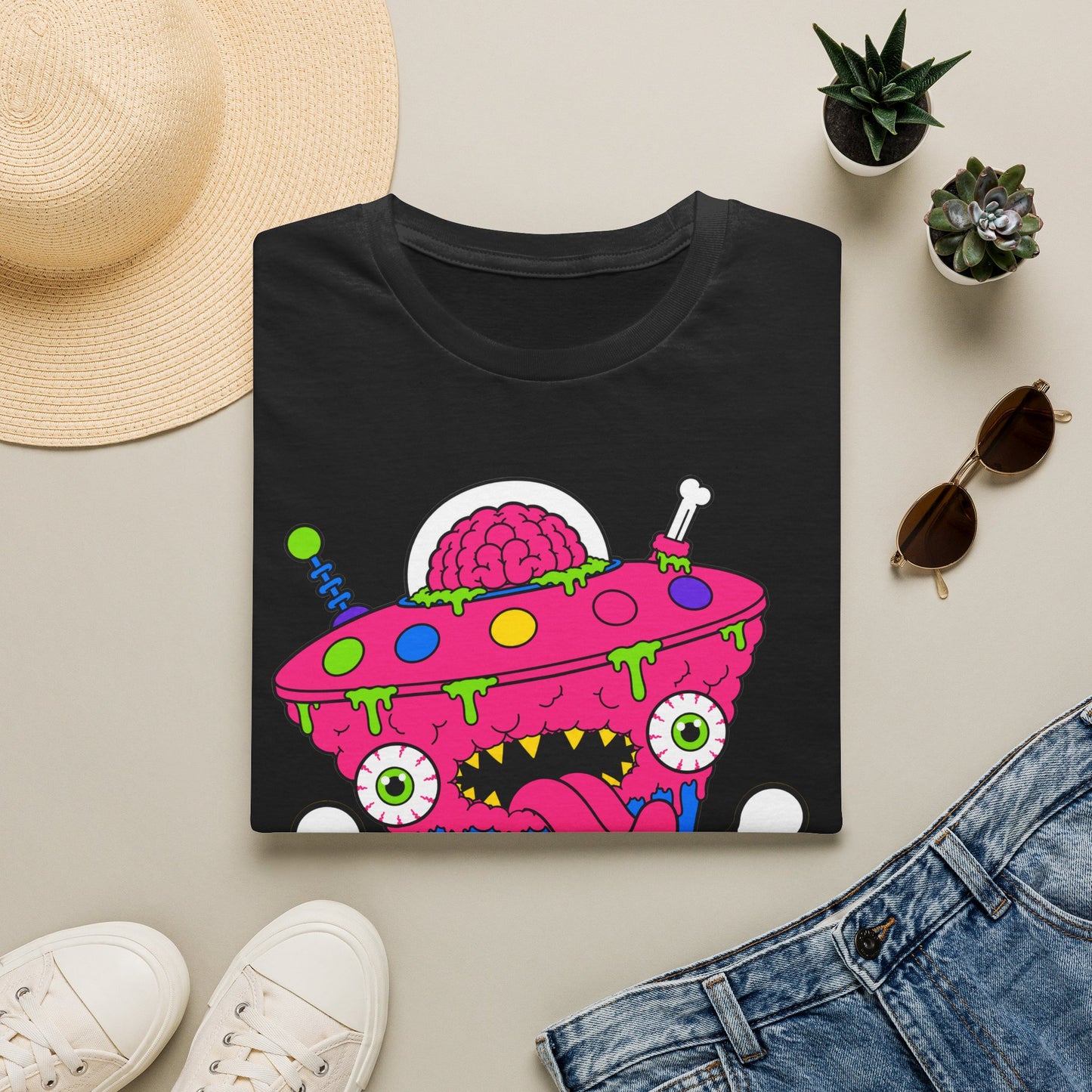 Alien UFO Monster T-Shirt — Pink Brain Spaceship Graphic Tee