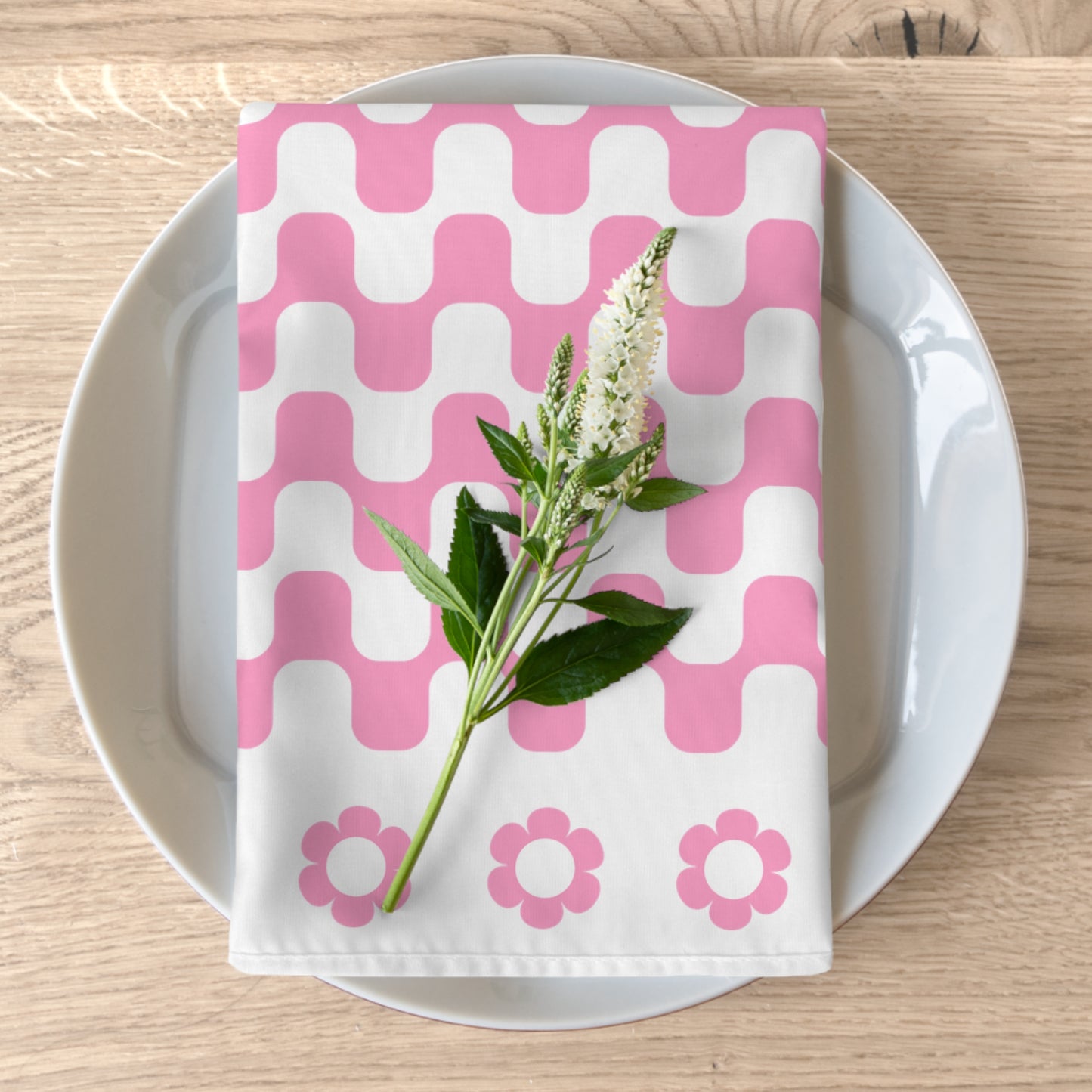 Retro Flower Child Squiggly Napkins