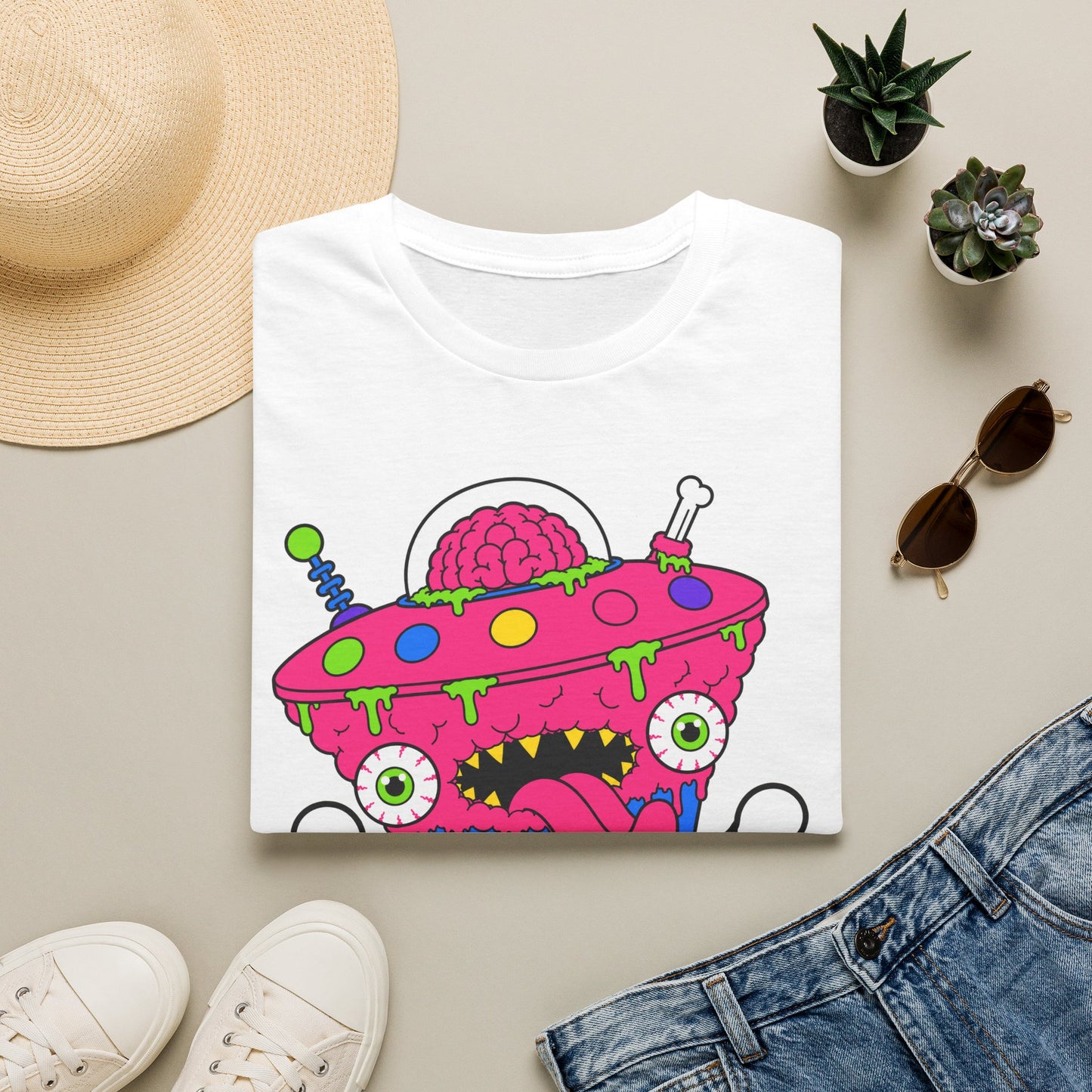 Alien UFO Monster T-Shirt — Pink Brain Spaceship Graphic Tee
